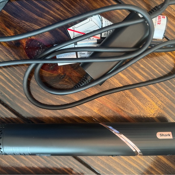 Shark Flexstyle Air Styling & Drying System - Picture 3 of 5